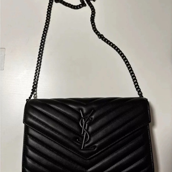 Yves Saint Laurent Handbags - Yves Saint Laurent Black Chevron Crossbody Bag